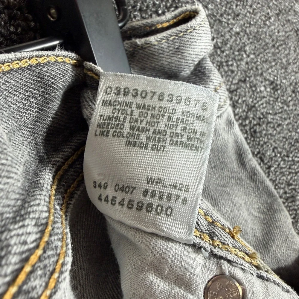 Vintage Levis SilverTab Loose Fit Jeans Men 34x30 Gray Distressed Y2K Baggy Wide